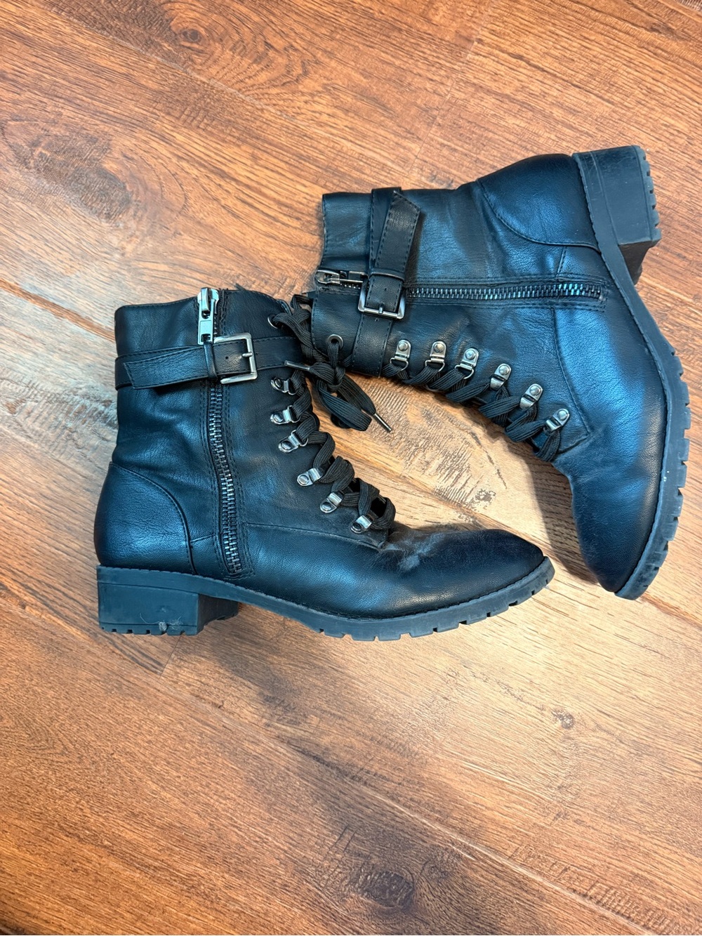 Dolce Vita Avalon Combat Boots Black Leather Size 10 Women’s Lace Up Buckle
